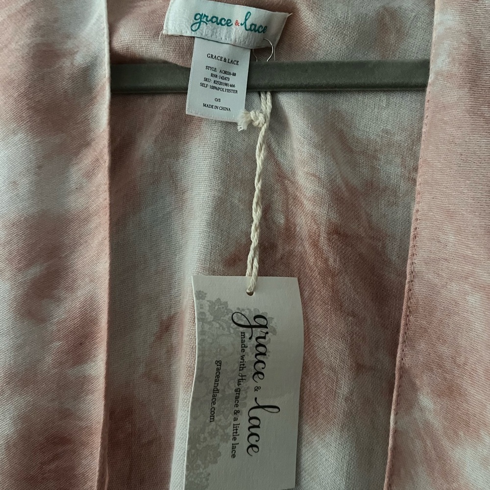 Grace & Lace Blush and Cream Kimono